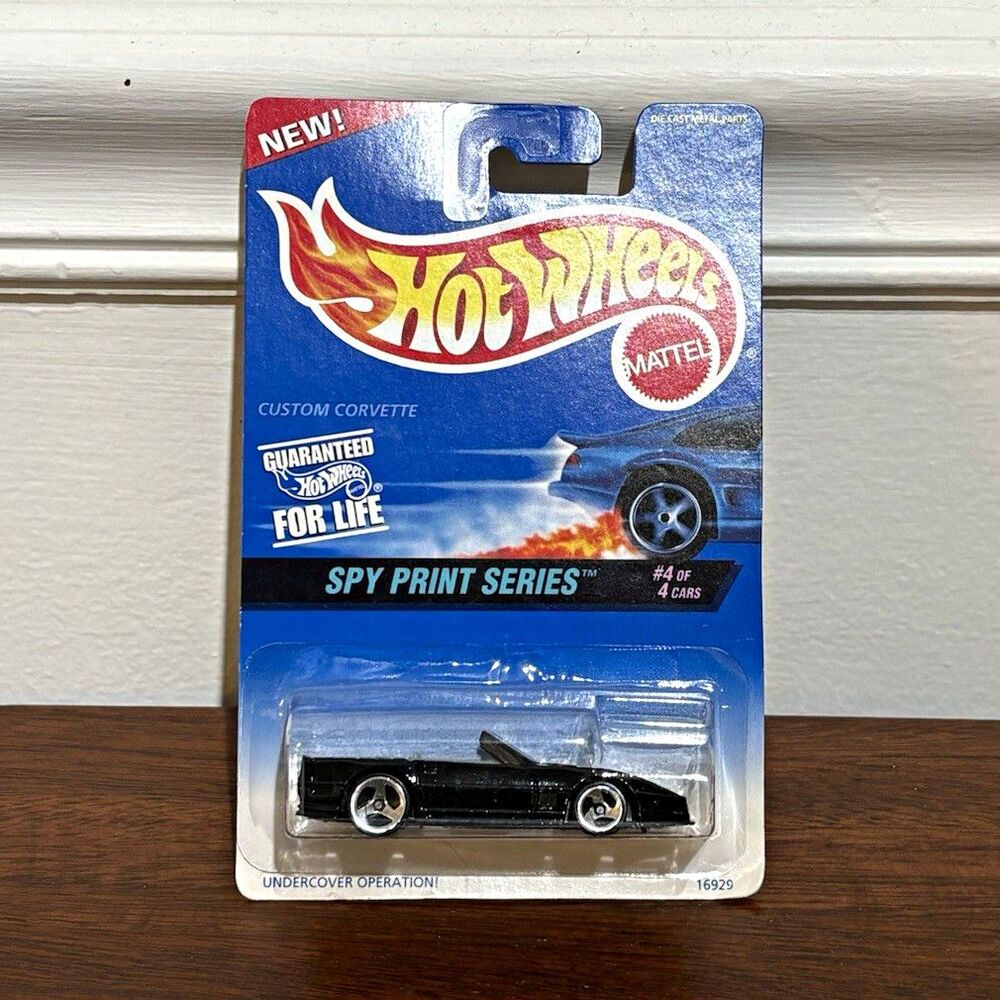 Hot Wheels Spy Print Custom Corvette Chevrolet 1:64 Black Diecast Unopened
